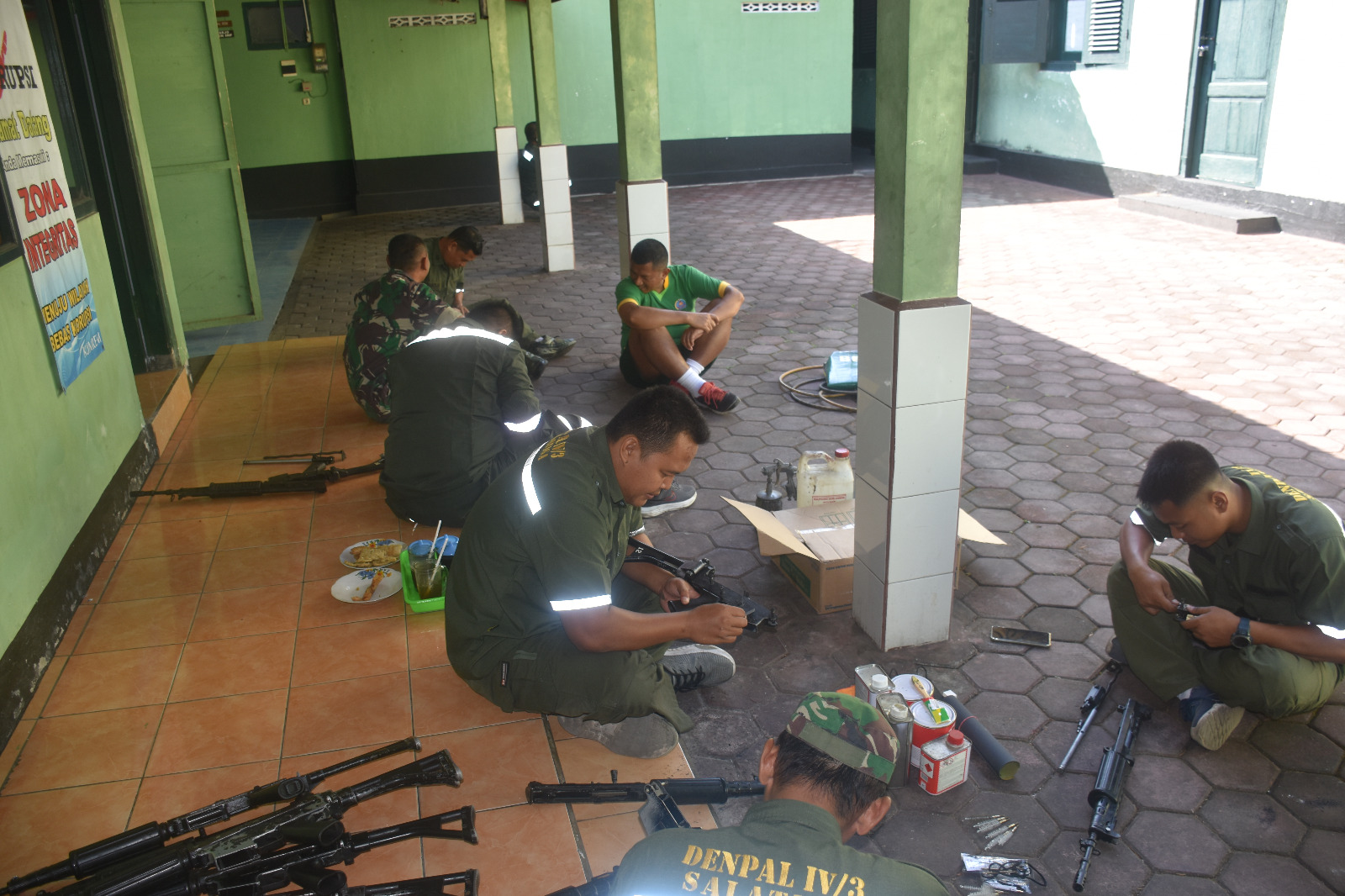 Bentuk Kesiap Siagaan, Korem 073/Makutarama Laksanakan Perawatan Senjata